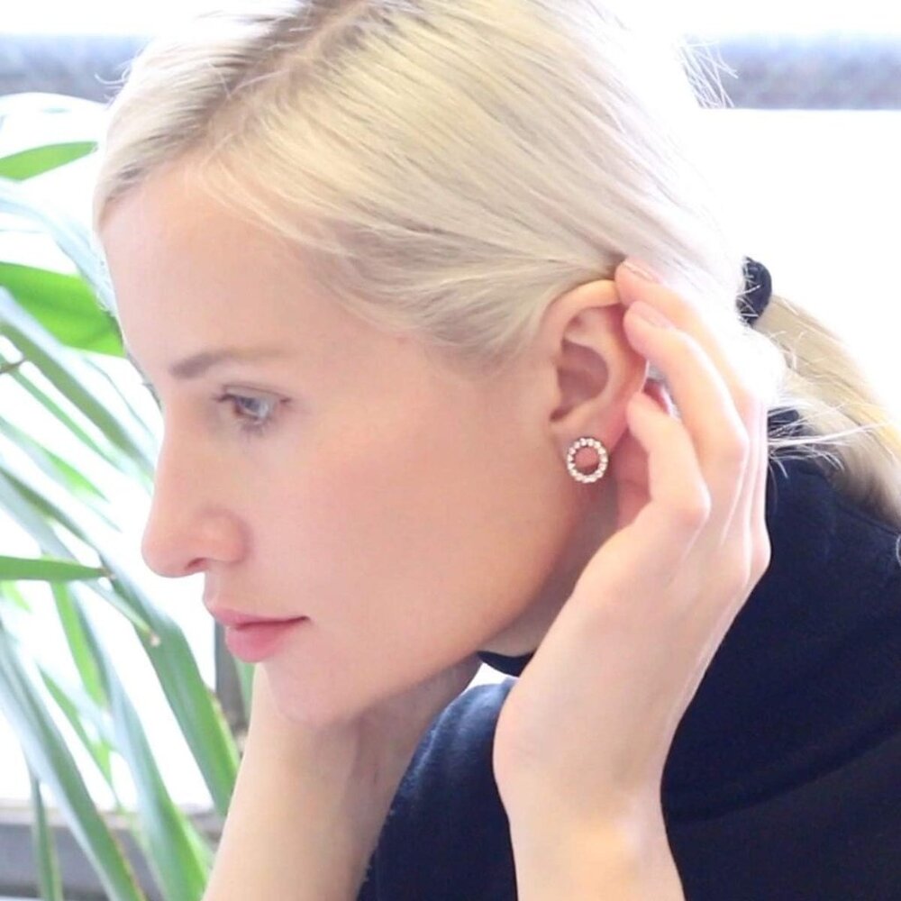 Stunning Simulated Diamond Stud Earrings - Circle… - image 5